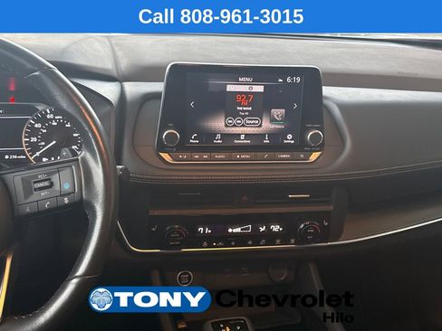 Used 2023 Nissan Rogue SV w/ SV Premium B Package FWD image 16
