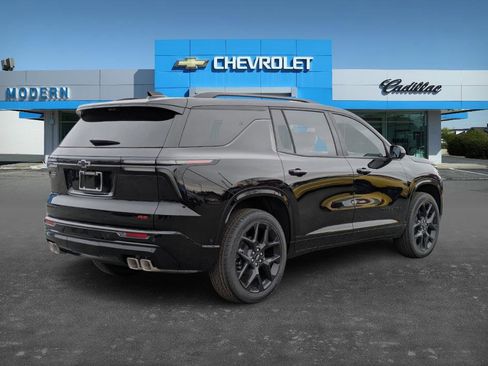 New 2026 Chevrolet Traverse RS image 5
