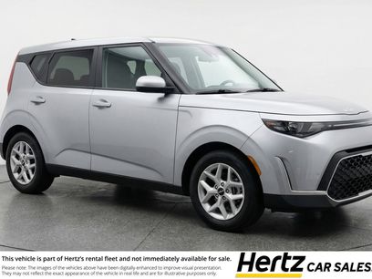 Used 2025 Kia Soul LX w/ LX Technology Package