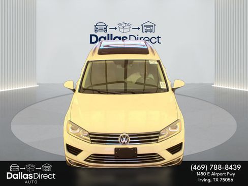 Used 2015 Volkswagen Touareg VR6 AWD/4WD image 3