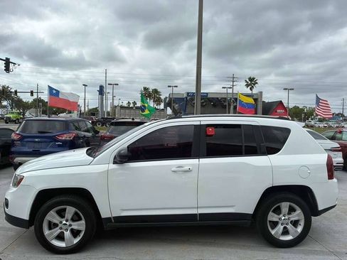 Used 2016 Jeep Compass Sport w/ Power Value Group FWD image 7