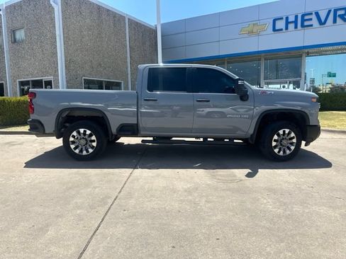 Used 2025 Chevrolet Silverado 2500 Custom w/ Custom Value Package AWD/4WD image 5