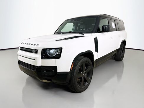 Used 2024 Land Rover Defender 130 X-Dynamic SE AWD/4WD image 1