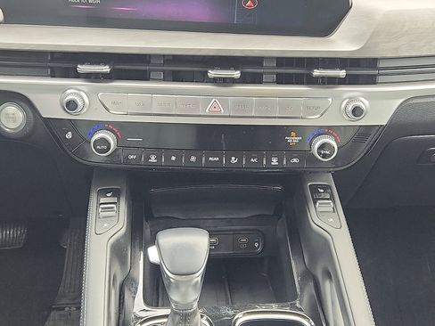 Used 2023 Kia Telluride EX X-Line AWD/4WD image 18