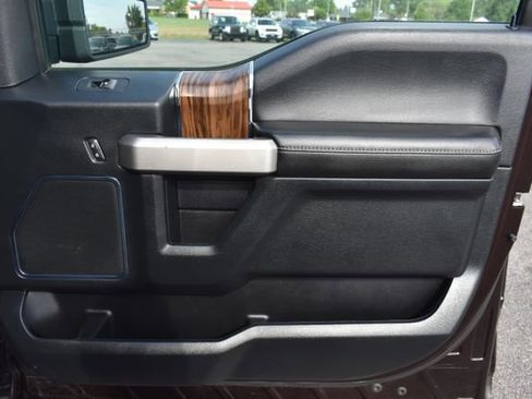 Used 2019 Ford F150 Lariat AWD/4WD image 46