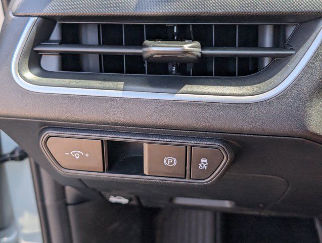 Used 2025 Kia K4 FWD image 18