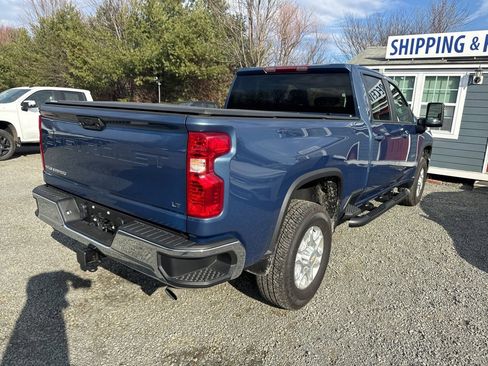 Used 2025 Chevrolet Silverado 2500 LT image 7