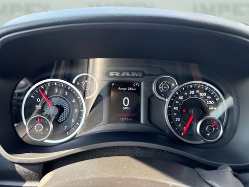 Used 2025 RAM 2500 Big Horn AWD/4WD image 19
