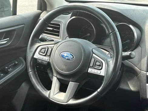 Used 2016 Subaru Legacy 2.5i Premium AWD/4WD image 17