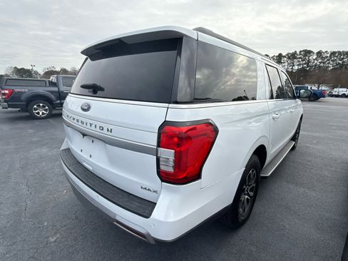 Used 2023 Ford Expedition Max XLT image 29