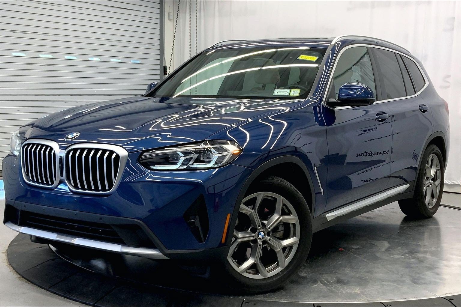 Used 2023 BMW X3 xDrive30i w/ Premium Package AWD/4WD image 1