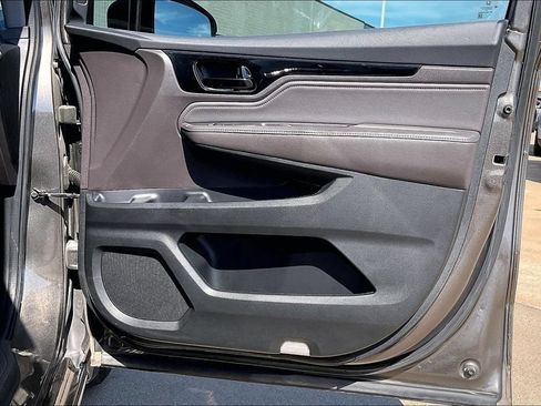 Used 2021 Honda Odyssey Touring image 24