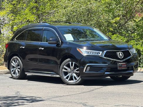 Used 2019 Acura MDX FWD w/ Advance Package image 2