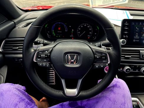 Used 2022 Honda Accord Sport image 14