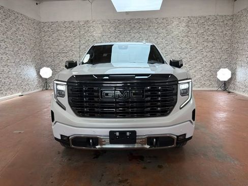 Used 2024 GMC Sierra 1500 Denali Ultimate AWD/4WD image 2