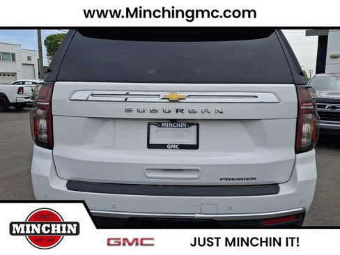 Certified 2023 Chevrolet Suburban Premier AWD/4WD image 3