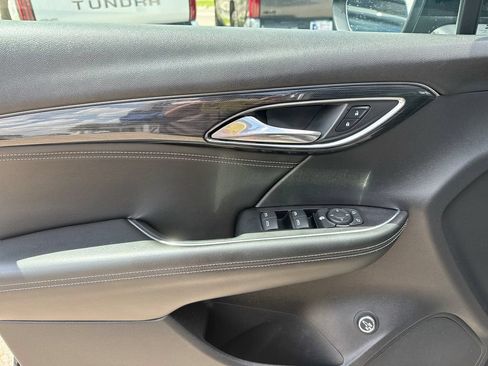 Used 2023 Buick Envision Preferred w/ Sport Touring Package AWD/4WD image 9