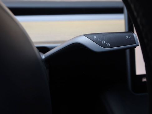 Used 2023 Tesla Model 3 Standard Range RWD image 33