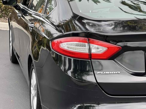 Used 2016 Ford Fusion SE image 55