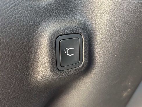 New 2026 Jeep Compass Limited w/ Sun, Sound & Navigation Group image 22