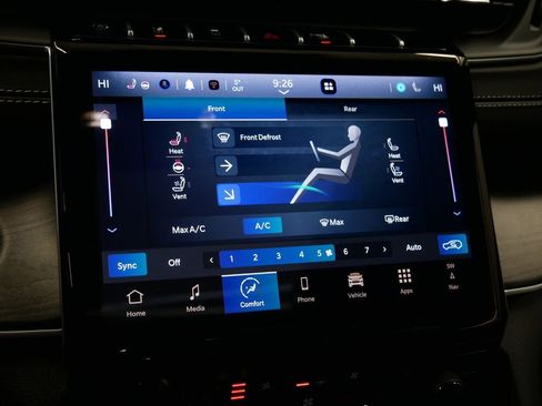 Certified 2025 Jeep Grand Cherokee L Limited w/ Luxury Tech Group II image 47