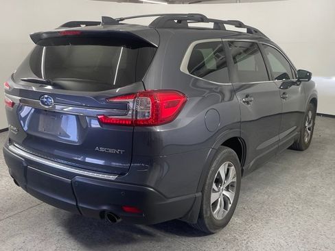 Used 2023 Subaru Ascent Premium w/ Convenience Package AWD/4WD image 6