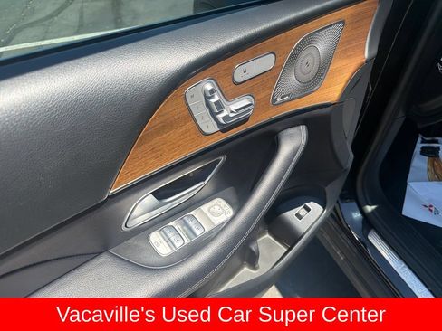 Used 2021 Mercedes-Benz GLE 350 4MATIC w/ Premium Package image 11