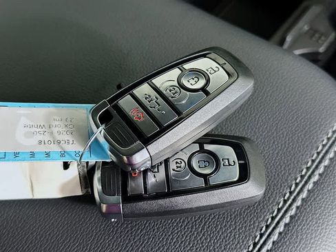 New 2026 Ford F250 XLT w/ XLT Premium Package image 22