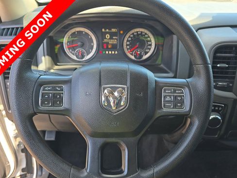 Used 2017 RAM 1500 Express w/ Express Value Package RWD image 6
