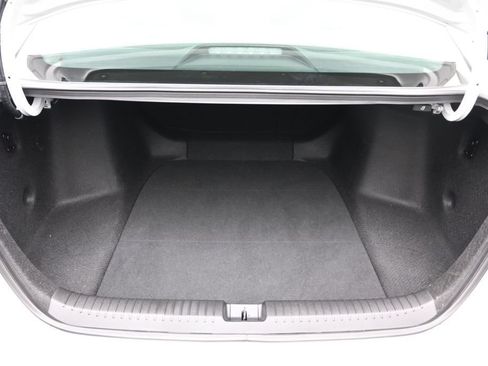 Used 2023 Honda Accord LX image 27