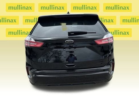 New 2024 Ford Edge SE w/ Black Appearance Package image 14