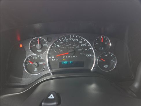 Used 2024 GMC Savana 2500 w/ Driver Convenience Package RWD image 15