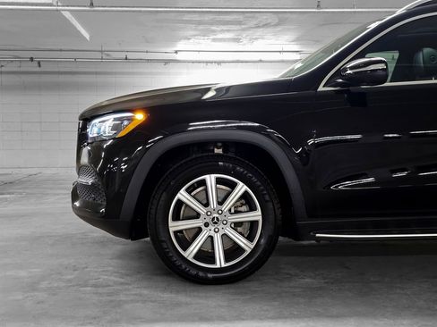 Used 2022 Mercedes-Benz GLS 450 4MATIC image 14