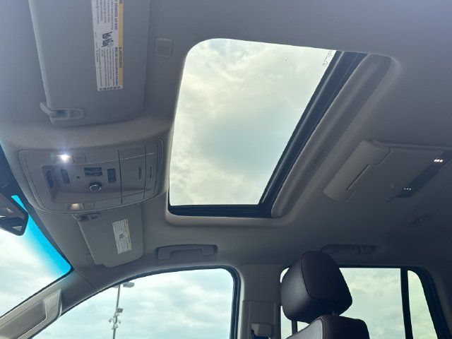 Used 2019 Chevrolet Tahoe Premier AWD/4WD image 34