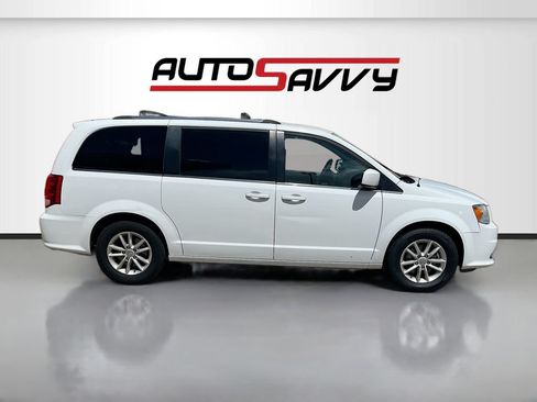 Used 2018 Dodge Grand Caravan SXT FWD image 8
