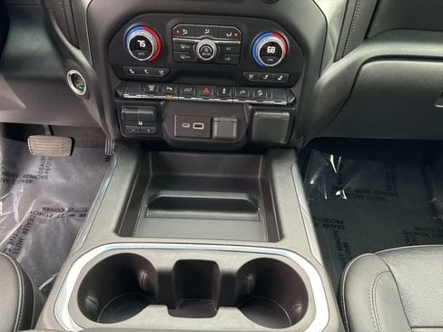 Used 2022 Chevrolet Silverado 2500 LTZ w/ LTZ Plus Package AWD/4WD image 18