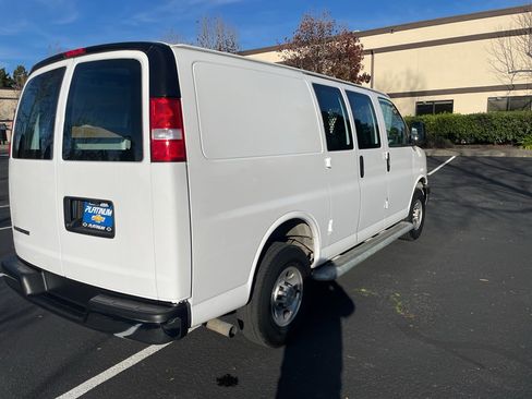 Used 2024 Chevrolet Express 2500 w/ Driver Convenience Package image 6