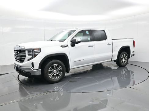 Used 2024 GMC Sierra 1500 SLT image 63