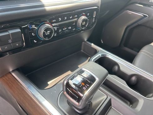 Used 2024 Chevrolet Silverado 1500 High Country w/ High Country Premium Package image 26