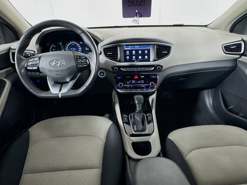 Used 2017 Hyundai Ioniq SEL image 24