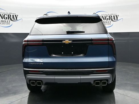 Used 2026 Chevrolet Traverse LT FWD image 6