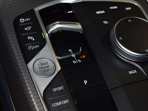 New 2026 BMW 330i xDrive Sedan w/ M Sport Package image 15