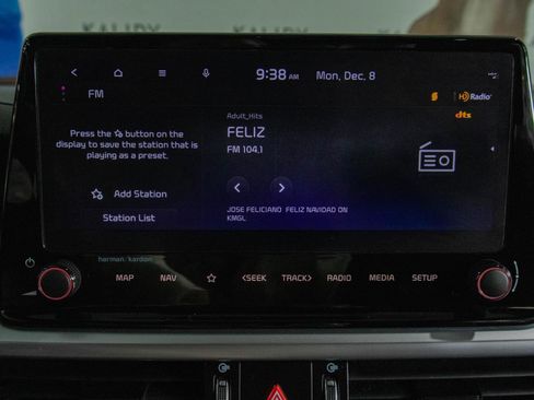 Used 2024 Kia Forte GT-Line w/ GT-Line Premium Package image 9