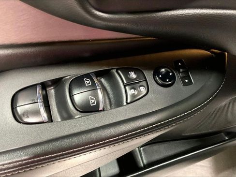 Used 2023 Nissan Murano SL w/ SL Moonroof Package AWD/4WD image 39