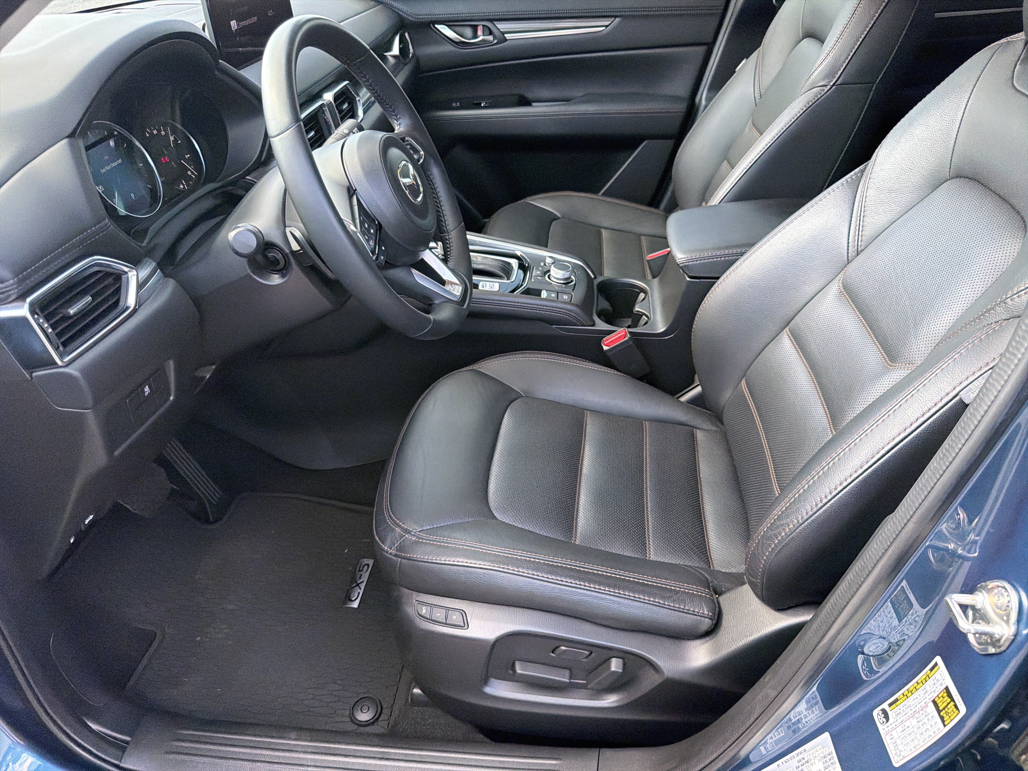 Used 2023 MAZDA CX-5 AWD 2.5 S w/ Premium Package image 18