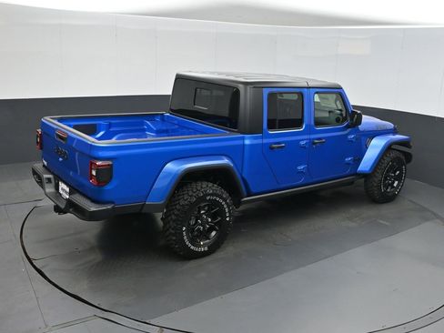 New 2026 Jeep Gladiator Sport AWD/4WD image 27