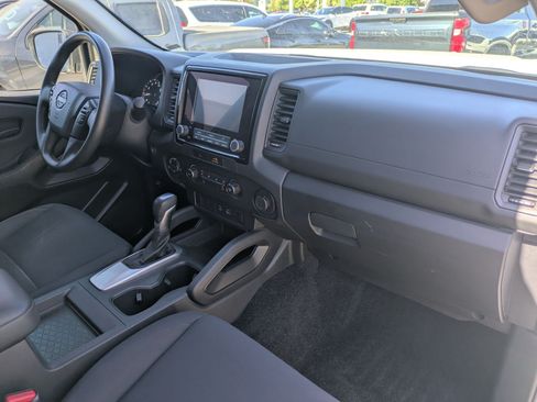 Used 2022 Nissan Frontier S AWD/4WD image 30