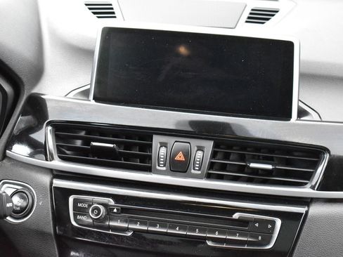 Used 2017 BMW X1 xDrive28i image 20