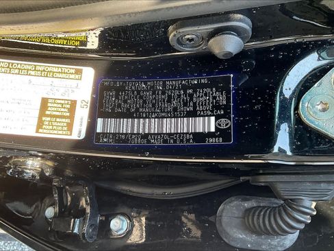 Used 2021 Toyota Camry SE FWD image 32