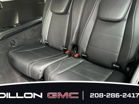 Used 2022 Mercedes-Benz GLS 450 4MATIC image 15